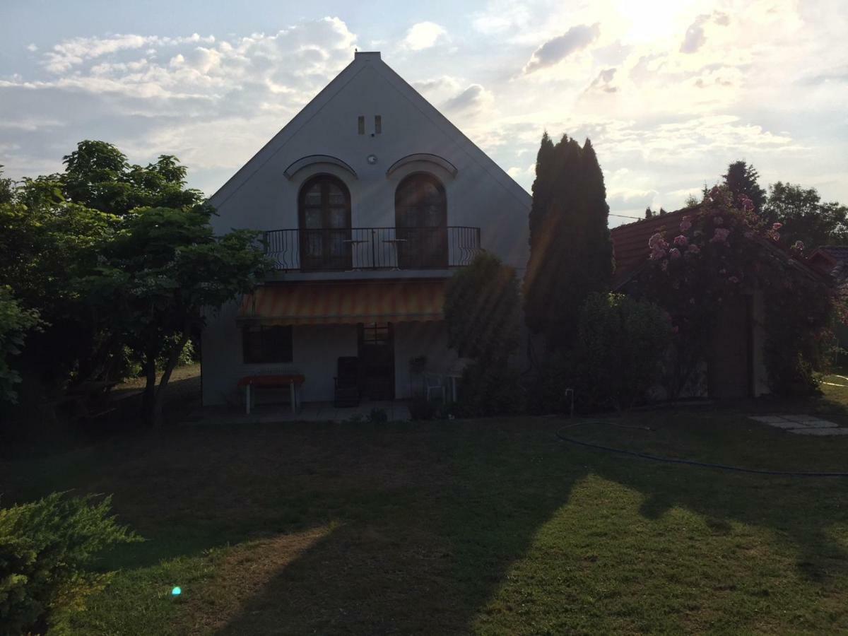 Villa Elysium Gyenesdiás Buitenkant foto